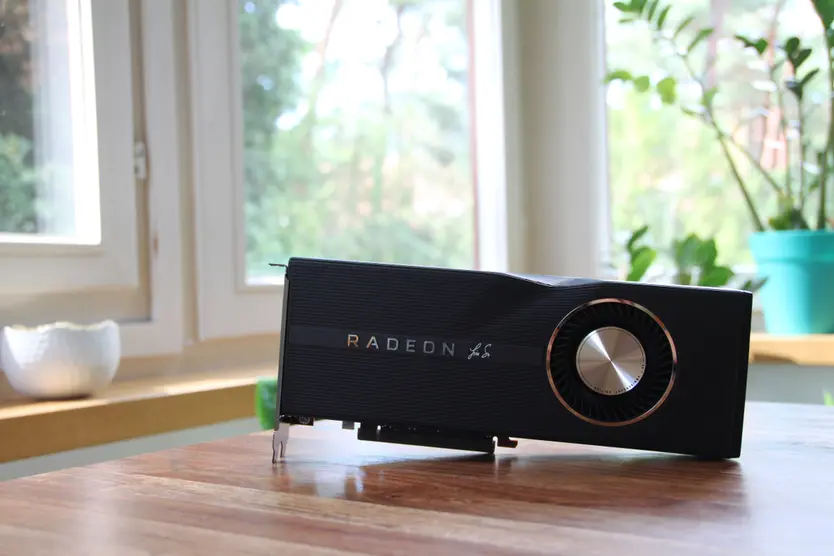 AMD Radeon RX 5700 XT AMD Radeon RX 5700 XT